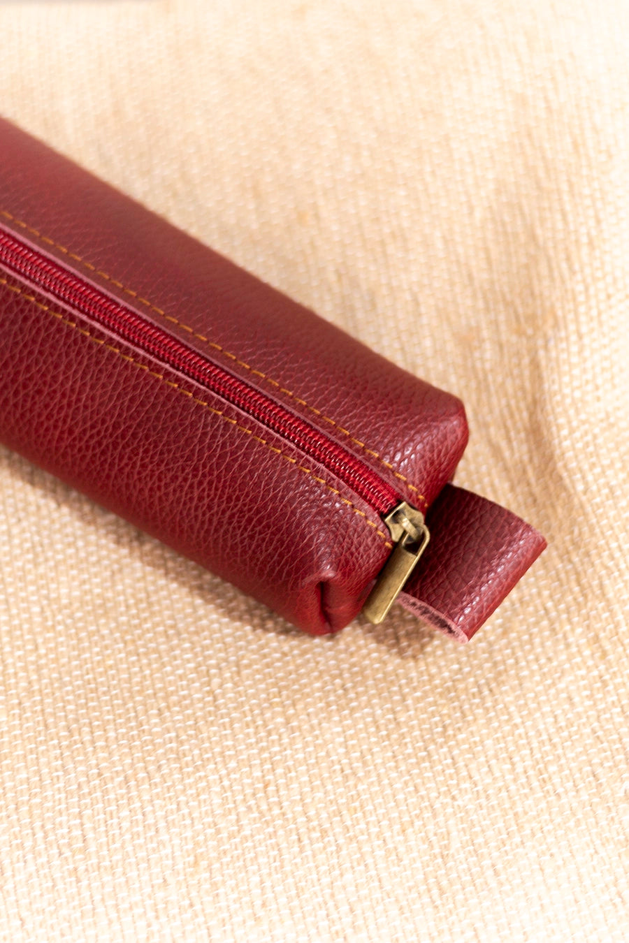 Estuche de cuero