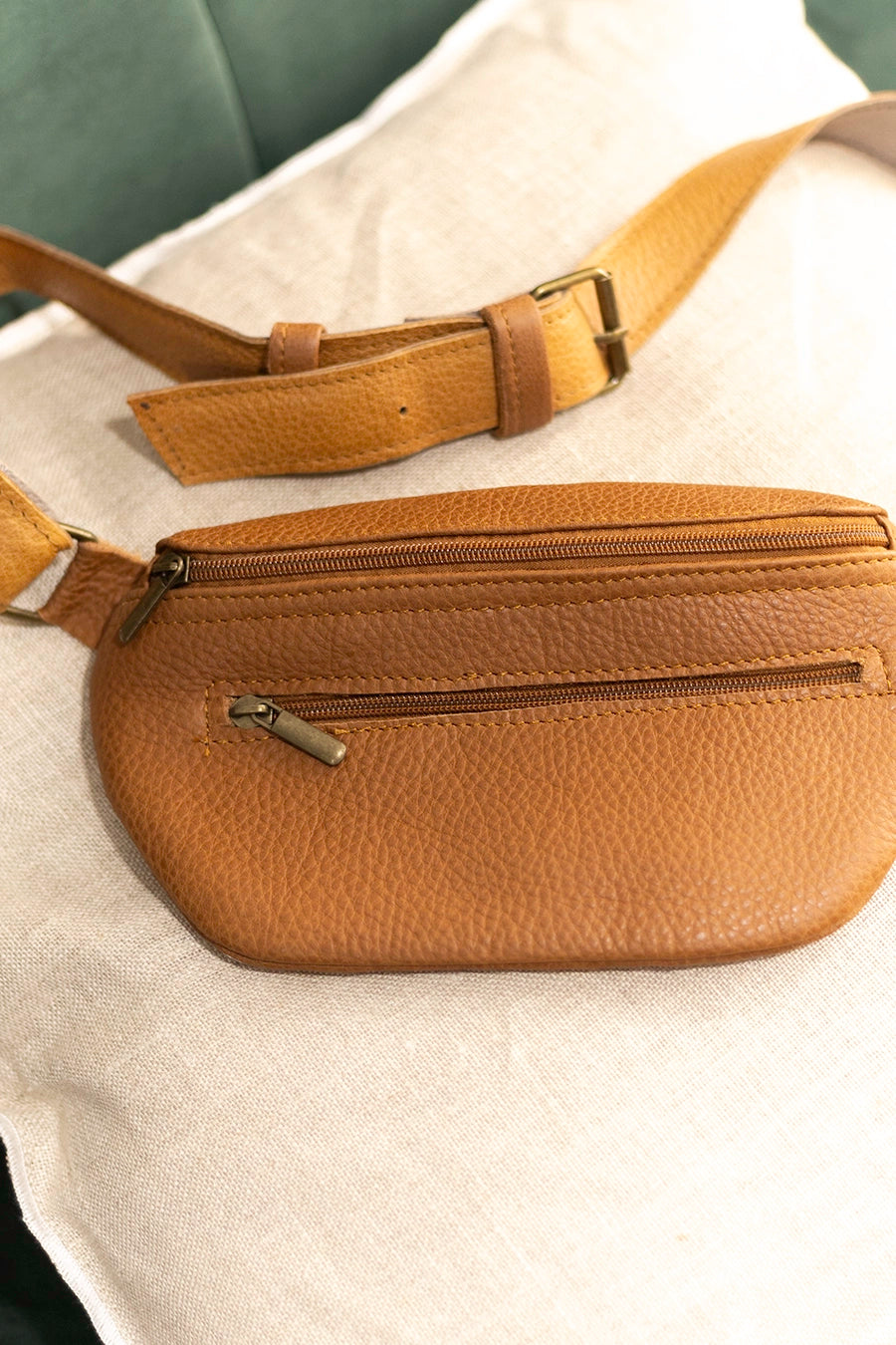 Bolso / riñonera cuero