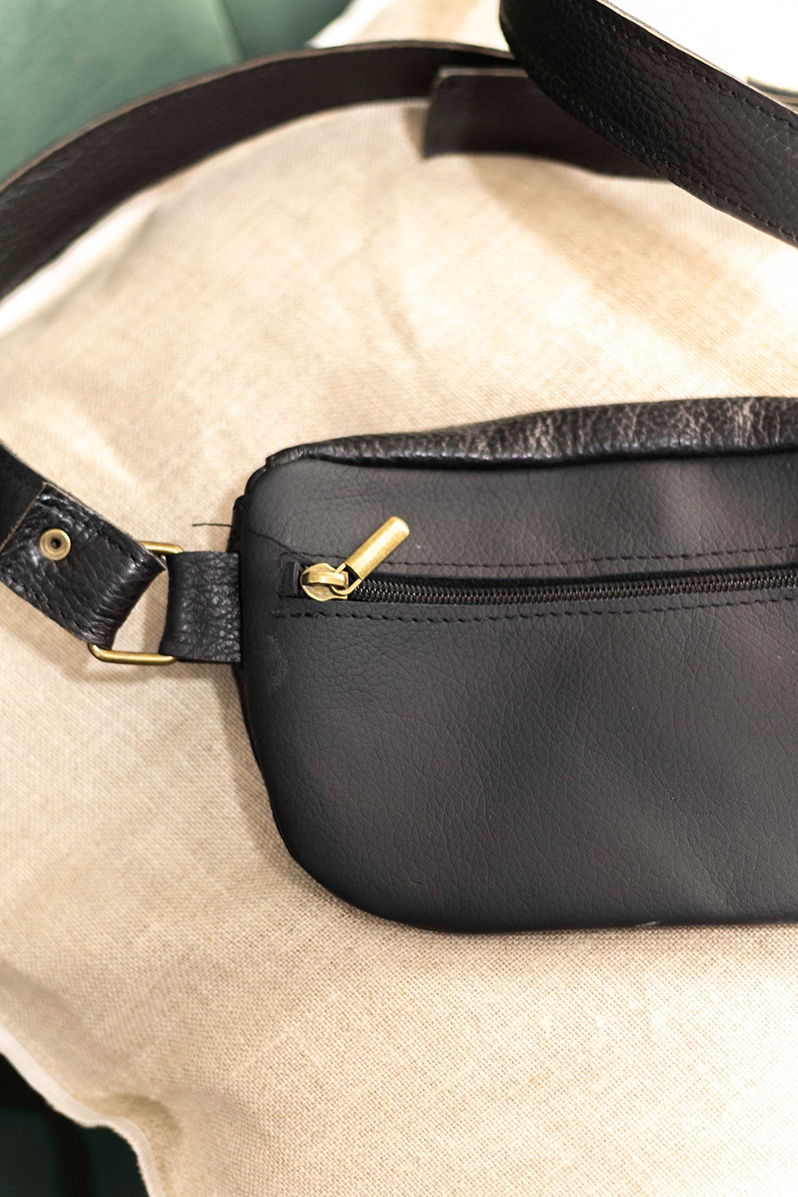 Bolso / riñonera cuero