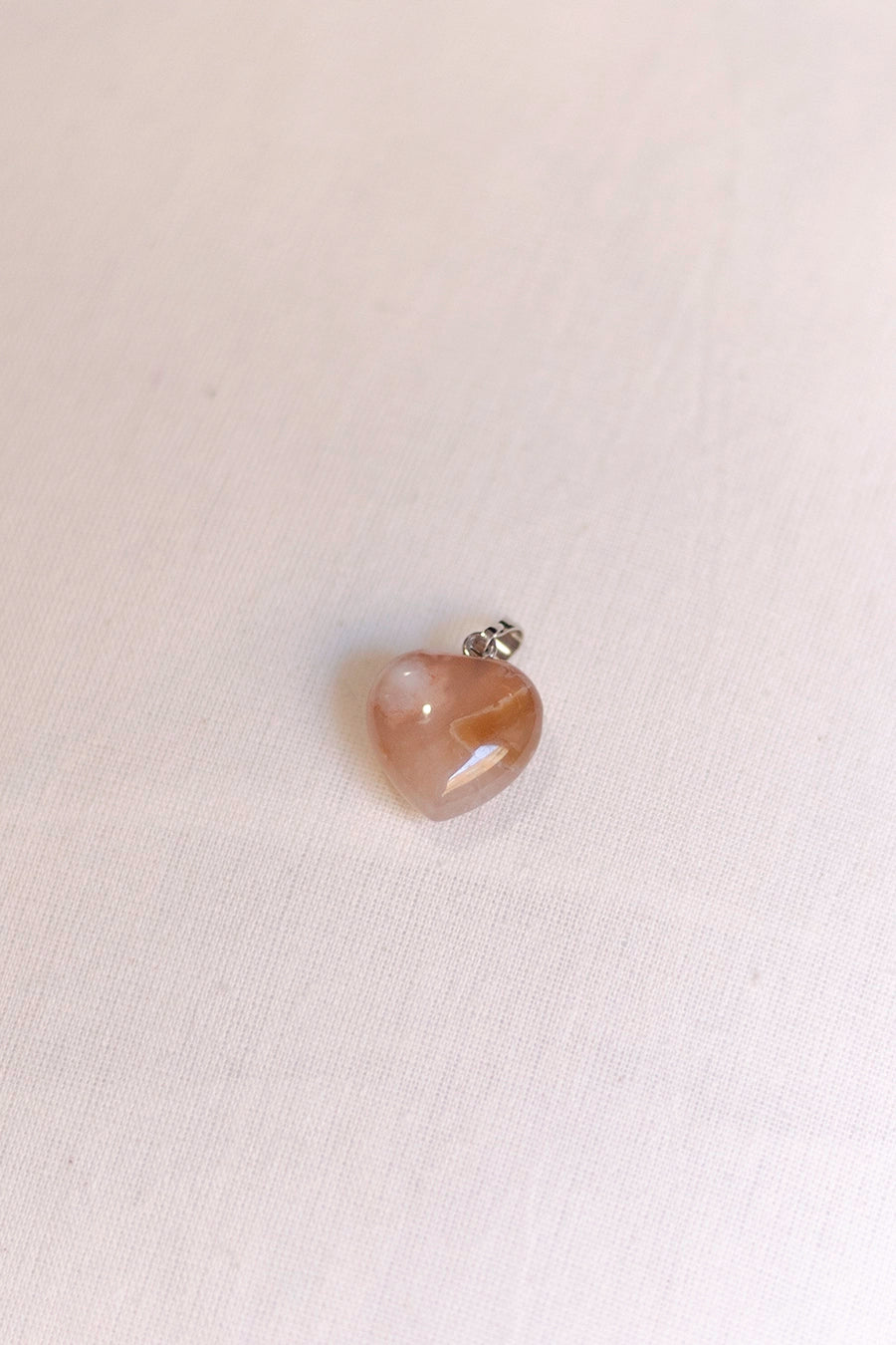 Colgante corazón Calcedonia rosa