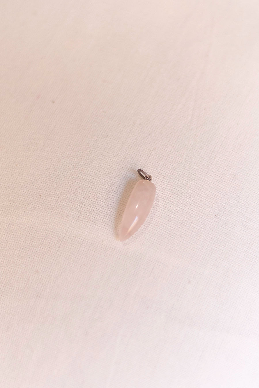 Colgante de cuarzo rosa