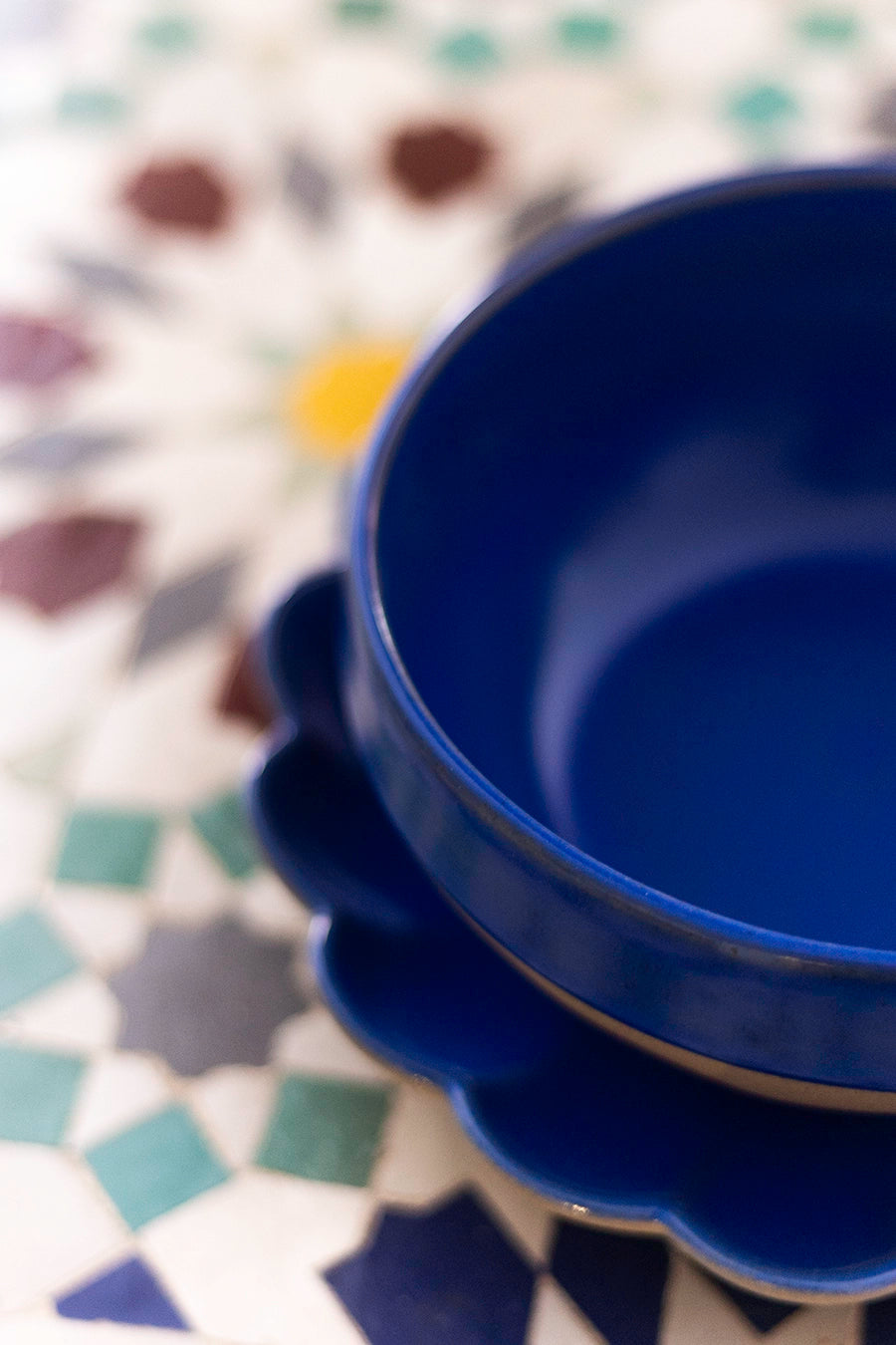 Plato flor azul