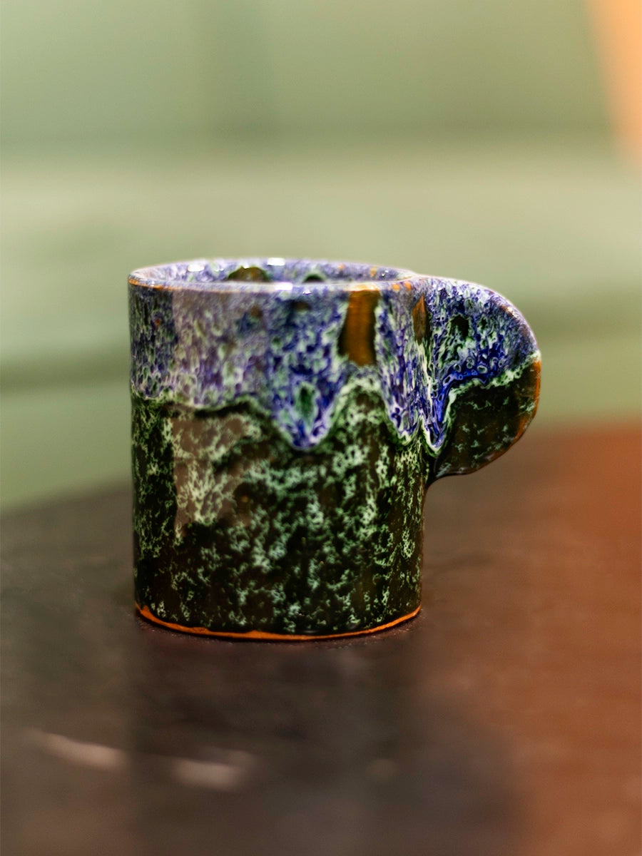 Taza esmaltada asa