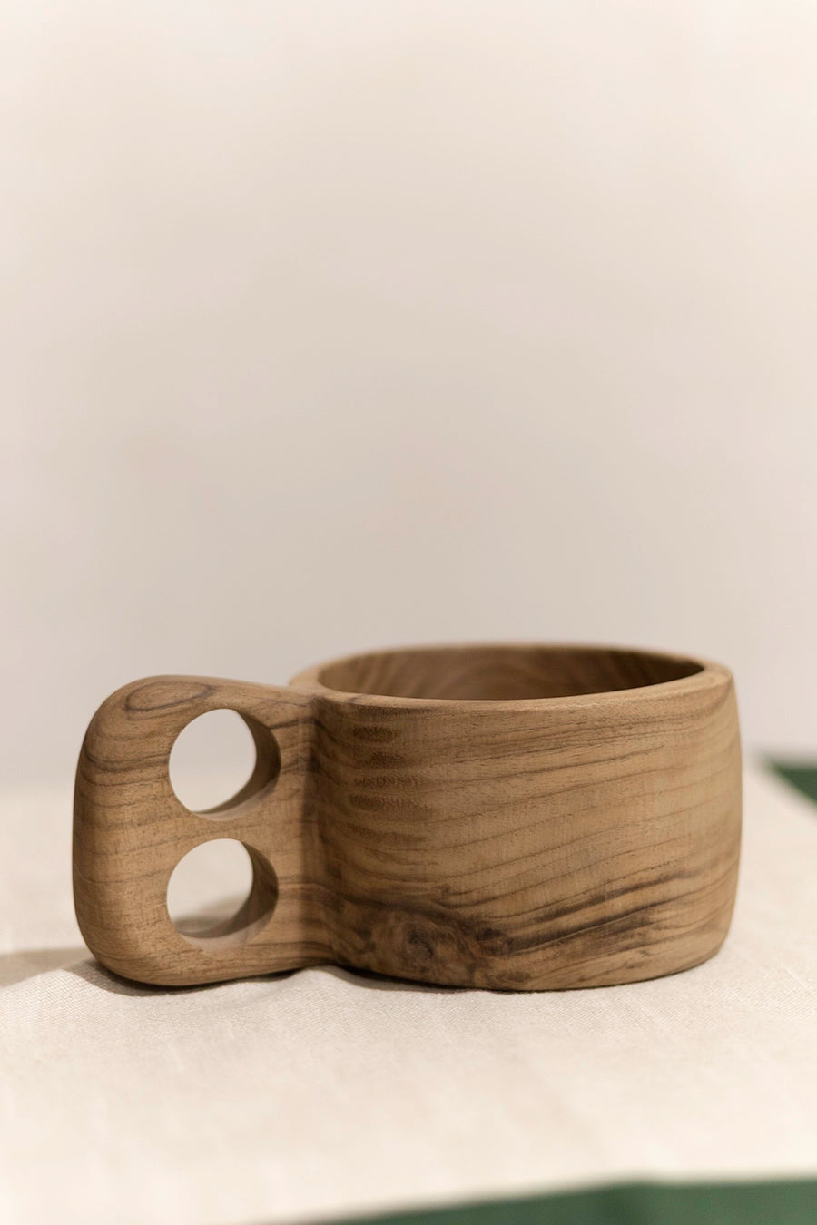 Taza de nogal