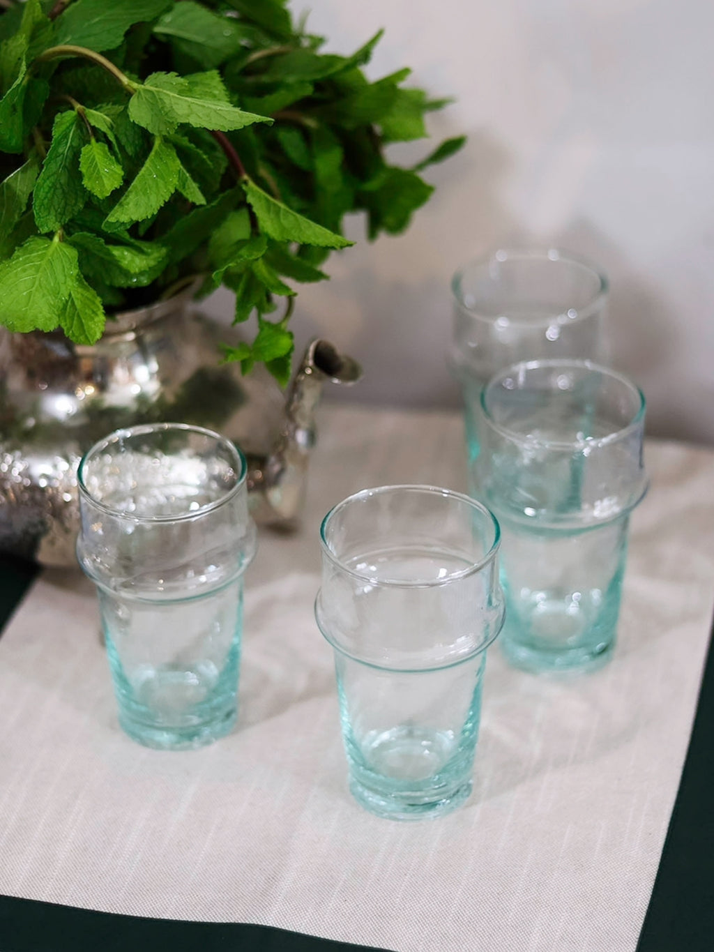Vaso de vidrio transparente